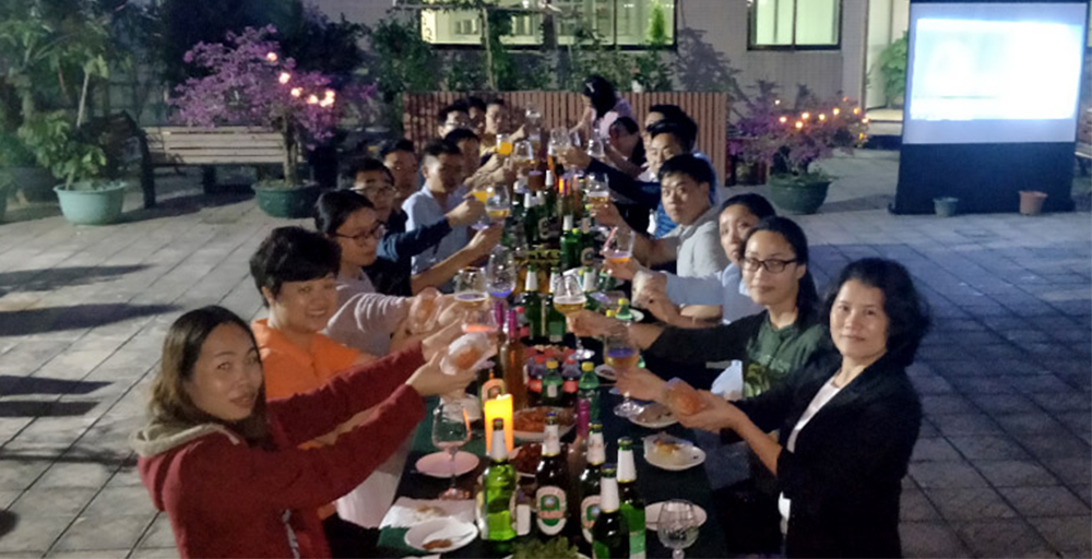 麦斯2018年第三季度优秀表彰会议暨烧烤晚会 麦斯2018年第三季度优秀表彰会议暨烧烤晚会